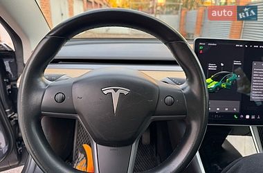 Седан Tesla Model 3 2018 в Полтаве