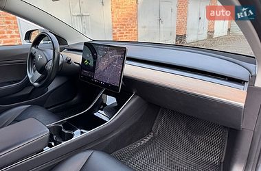 Седан Tesla Model 3 2018 в Полтаве