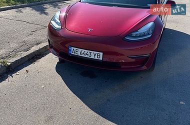 Седан Tesla Model 3 2020 в Дніпрі