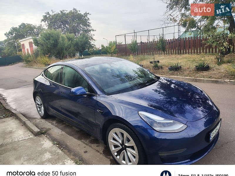 Седан Tesla Model 3 2021 в Одессе