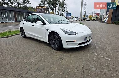 Седан Tesla Model 3 2021 в Ірпені