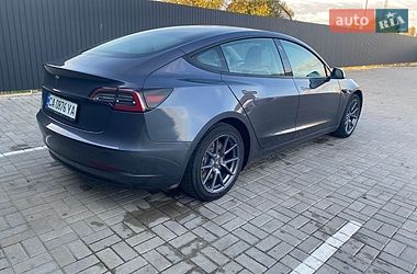 Седан Tesla Model 3 2021 в Черкассах