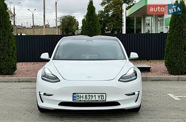 Седан Tesla Model 3 2019 в Одессе