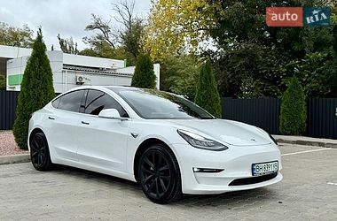 Седан Tesla Model 3 2019 в Одессе