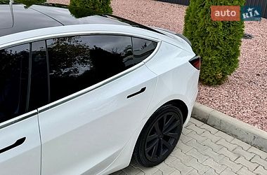 Седан Tesla Model 3 2019 в Одессе