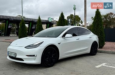 Седан Tesla Model 3 2019 в Одессе
