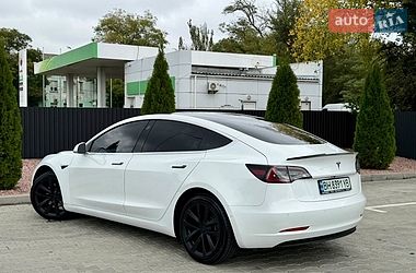 Седан Tesla Model 3 2019 в Одессе