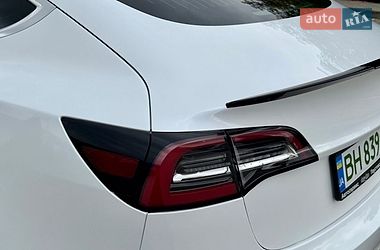 Седан Tesla Model 3 2019 в Одессе