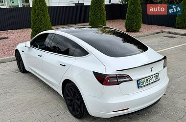 Седан Tesla Model 3 2019 в Одессе