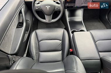 Седан Tesla Model 3 2019 в Одессе