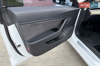 Седан Tesla Model 3 2019 в Одессе