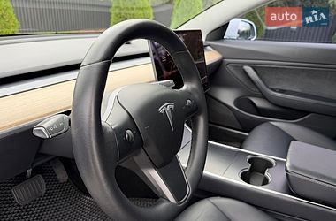 Седан Tesla Model 3 2019 в Одессе