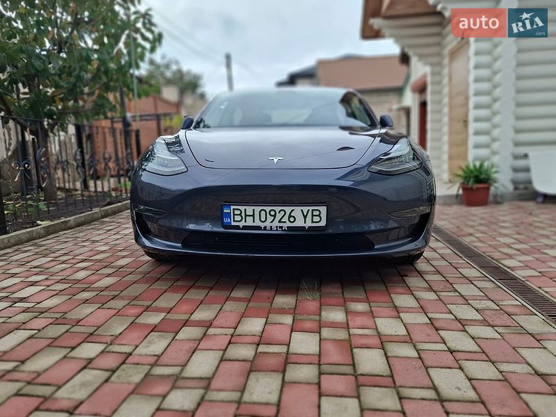 Седан Tesla Model 3 2018 в Одессе