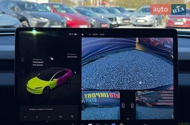 Седан Tesla Model 3 2025 в Стрые
