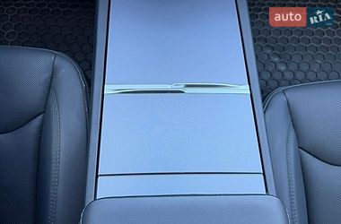 Седан Tesla Model 3 2025 в Стрые