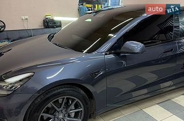 Седан Tesla Model 3 2018 в Запорожье