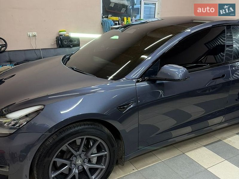 Седан Tesla Model 3 2018 в Запорожье