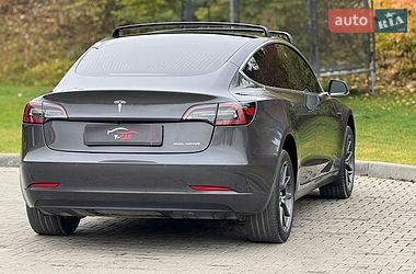 Седан Tesla Model 3 2019 в Тернополе