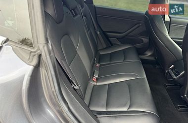 Седан Tesla Model 3 2019 в Тернополе