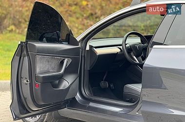 Седан Tesla Model 3 2019 в Тернополе