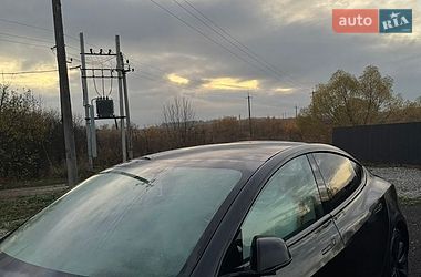 Седан Tesla Model 3 2020 в Ивано-Франковске