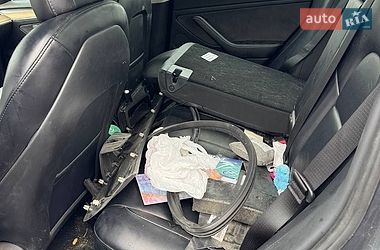 Седан Tesla Model 3 2023 в Луцке