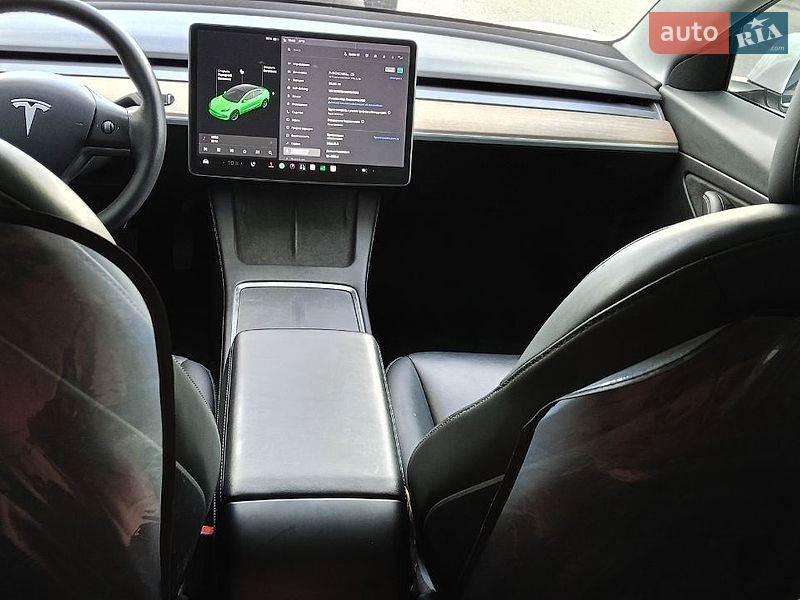 Седан Tesla Model 3 2021 в Харькове