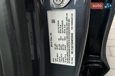 Седан Tesla Model 3 2022 в Ивано-Франковске