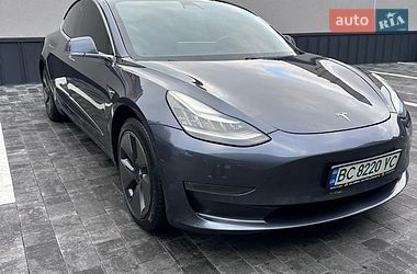 Седан Tesla Model 3 2018 в Рівному