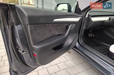 Седан Tesla Model 3 2022 в Ивано-Франковске