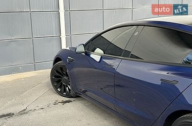 Седан Tesla Model 3 2023 в Одессе