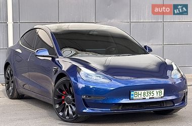 Седан Tesla Model 3 2023 в Одессе