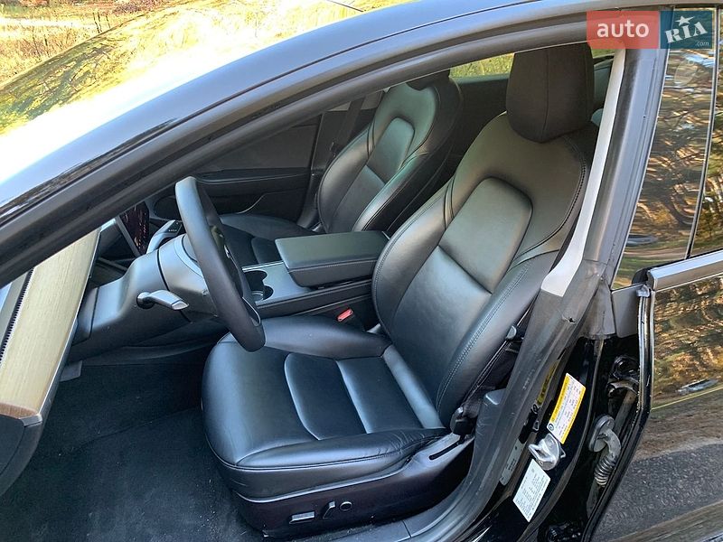 Седан Tesla Model 3 2022 в Киеве фото 10 Седан Tesla Model 3 2022 в Киеве