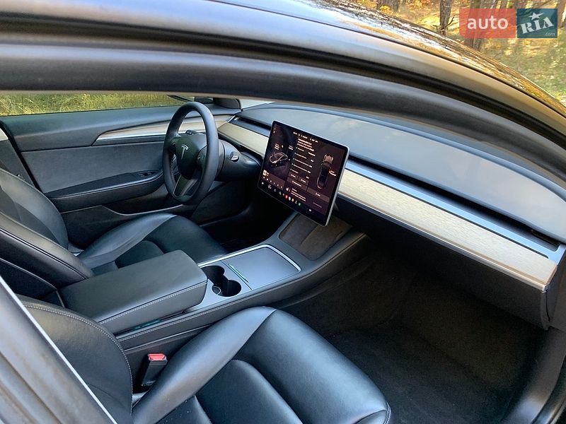Седан Tesla Model 3 2022 в Киеве фото 15 Седан Tesla Model 3 2022 в Киеве