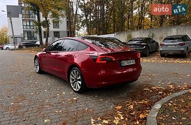 Седан Tesla Model 3 2021 в Львове