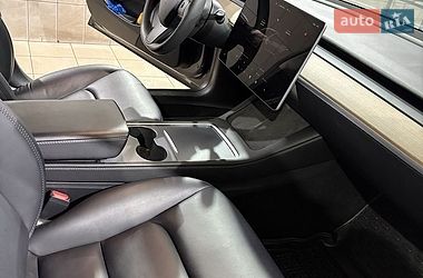Седан Tesla Model 3 2023 в Кременчуге