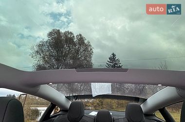 Седан Tesla Model 3 2025 в Бердичеві