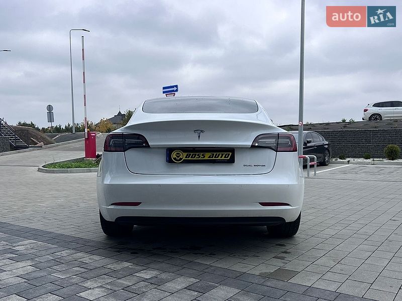 Седан Tesla Model 3 2022 в Львове фото 6 Седан Tesla Model 3 2022 в Львове