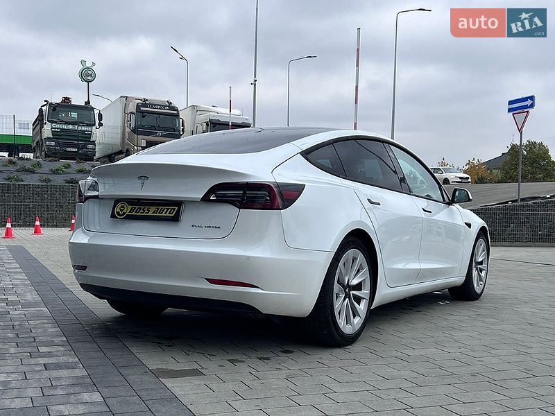Седан Tesla Model 3 2022 в Львове фото 7 Седан Tesla Model 3 2022 в Львове
