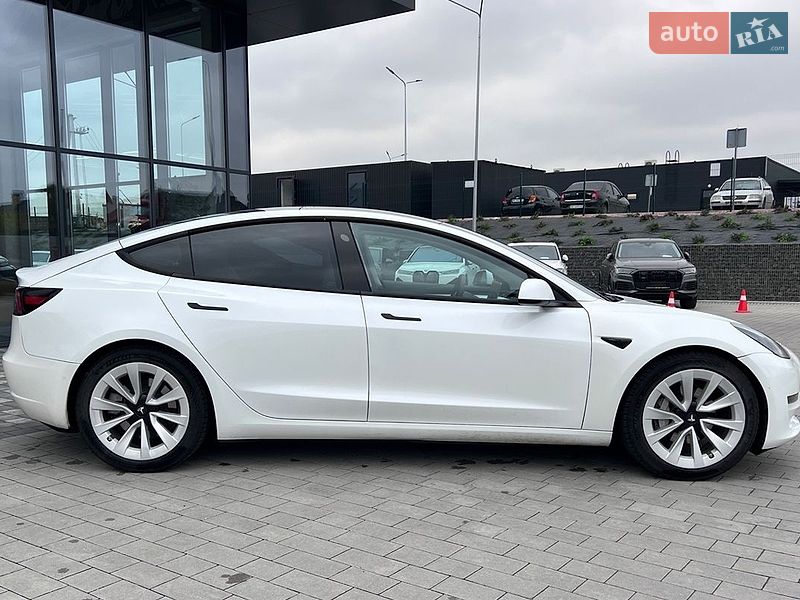 Седан Tesla Model 3 2022 в Львове фото 8 Седан Tesla Model 3 2022 в Львове