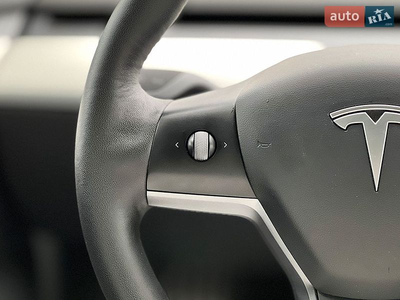 Седан Tesla Model 3 2022 в Львове фото 12 Седан Tesla Model 3 2022 в Львове