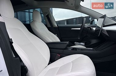 Седан Tesla Model 3 2022 в Львове фото 18 Седан Tesla Model 3 2022 в Львове