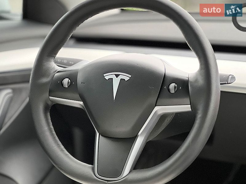 Седан Tesla Model 3 2022 в Львове фото 19 Седан Tesla Model 3 2022 в Львове
