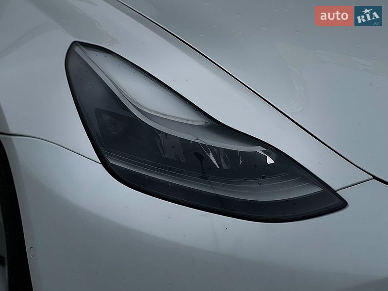 Седан Tesla Model 3 2022 в Львове фото 23 Седан Tesla Model 3 2022 в Львове