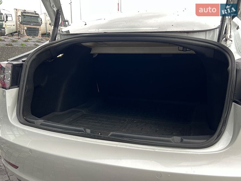 Седан Tesla Model 3 2022 в Львове фото 21 Седан Tesla Model 3 2022 в Львове