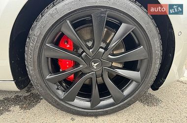Седан Tesla Model 3 2022 в Ивано-Франковске