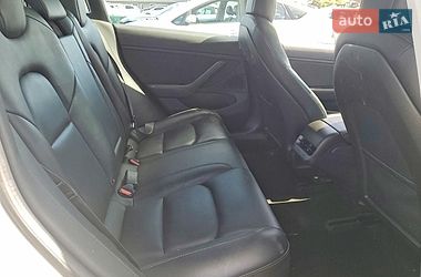 Седан Tesla Model 3 2018 в Одесі