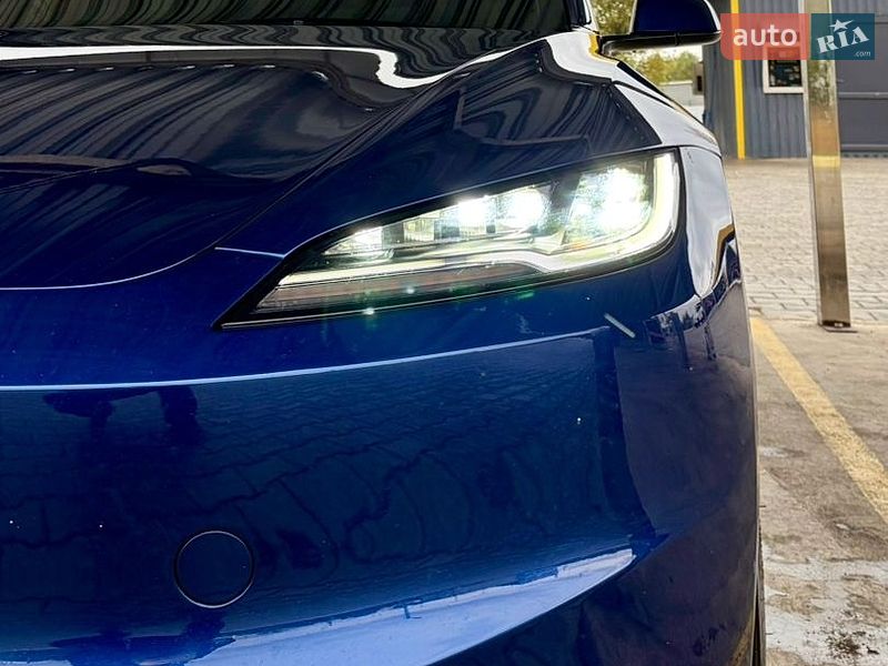 Седан Tesla Model 3 2024 в Одесі фото 13 Седан Tesla Model 3 2024 в Одесі