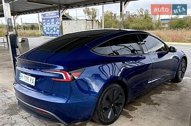 Седан Tesla Model 3 2024 в Одесі фото 8 Седан Tesla Model 3 2024 в Одесі