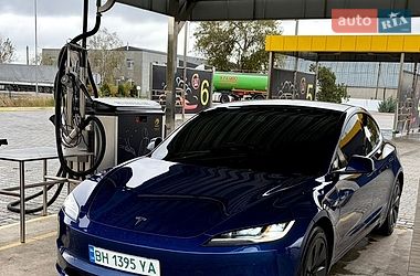Седан Tesla Model 3 2024 в Одессе